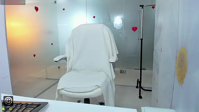 missdominna online show from February 2, 4:00 am