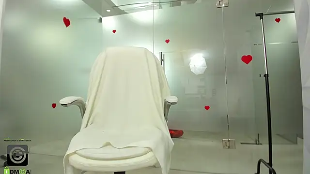 missdominna online show from April 9, 4:48 am