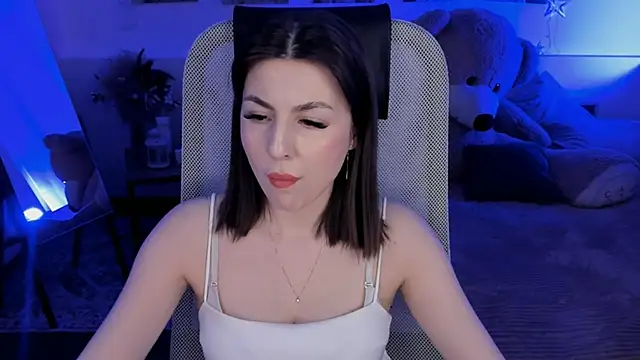 DiRosie online show from February 26, 5:56 pm