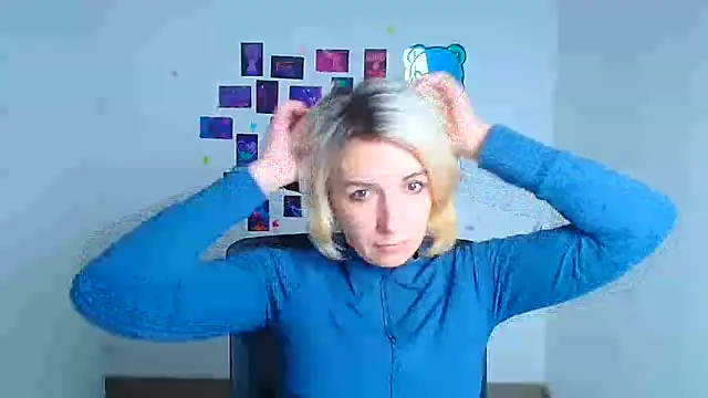 Lana Foxyy online show from December 19, 4:43 pm