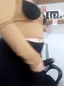 SofiEsteves online show from April 27, 6:38 pm