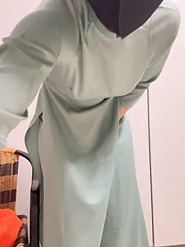 bi biii online show from April 5, 2:27 pm