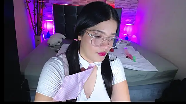 Valeri hot22 online show from April 18, 9:15 pm