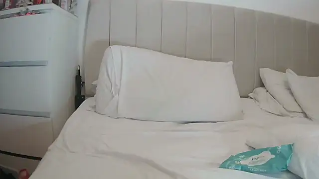 theblondecocklover online show from February 5, 7:06 pm