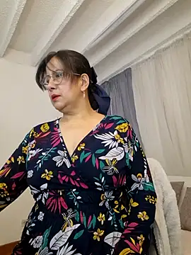 christy ant online show from April 27, 5:43 pm