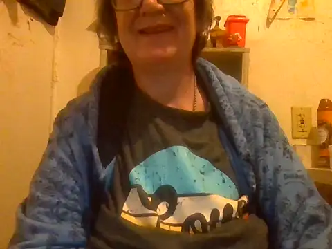 becky1111 online show from June 6, 9:37 am