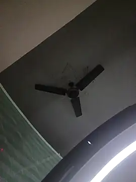 MAHI066 online show from April 4, 7:56 pm