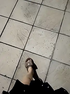 lanahotvn online show from April 26, 3:43 pm