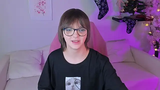 LetoriaNotley online show from January 9, 9:08 pm