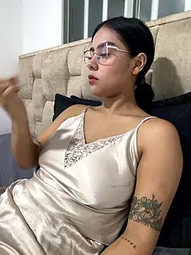 evangeline 8 online show from January 17, 5:15 am