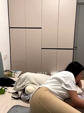 zzdd999 online show from April 22, 1:41 pm