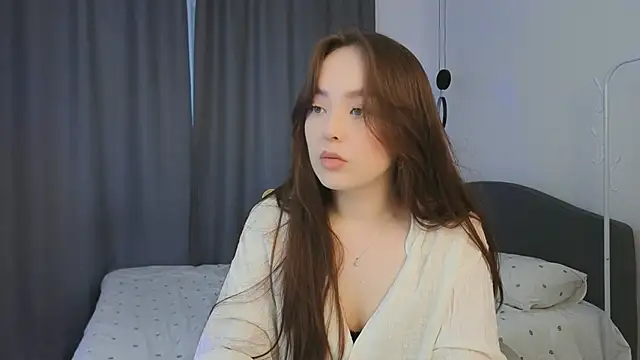 fallin lovee online show from April 8, 1:57 pm