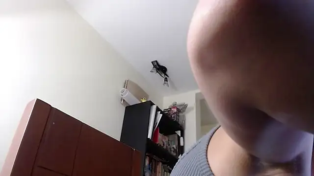 Agatha Dubois4  online show from April 28, 1:36 am