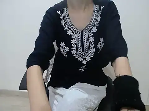 Farhana beautyfull online show from March 23, 5:02 am