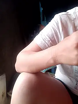 yula-bi online show from April 20, 11:08 pm