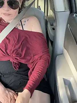 GoddessRae19 online show from April 14, 12:27 pm