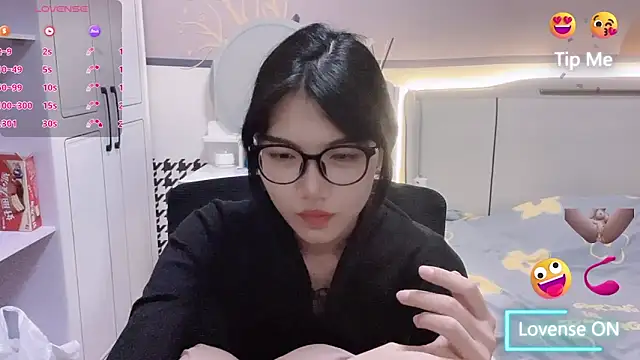 zhnmjx2025 online show from April 19, 12:05 pm