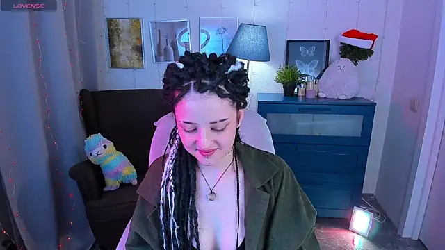 SarahShelby online show from January 10, 10:53 am