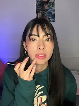 junorise23 online show from March 28, 4:34 am