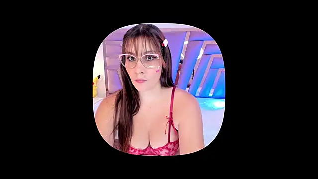 SusyHadid  online show from February 14, 4:25 am