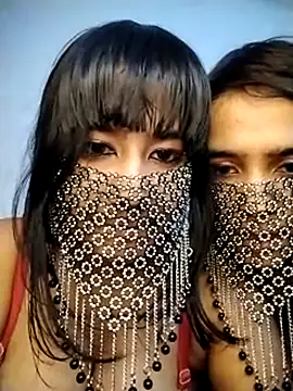 addictive me online show from April 4, 1:43 pm