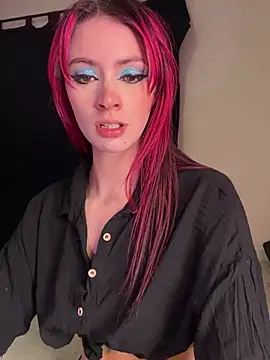 ATHENA OLIMPO online show from March 18, 5:45 am