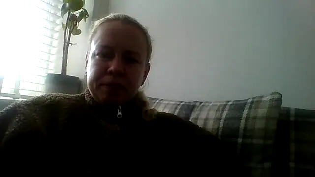 jennyblondeuk online show from February 20, 3:02 pm