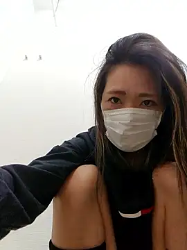 tomatocjin124 online show from March 17, 4:38 am