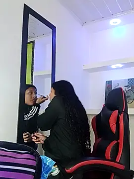 ashley-17 online show from February 8, 4:27 am