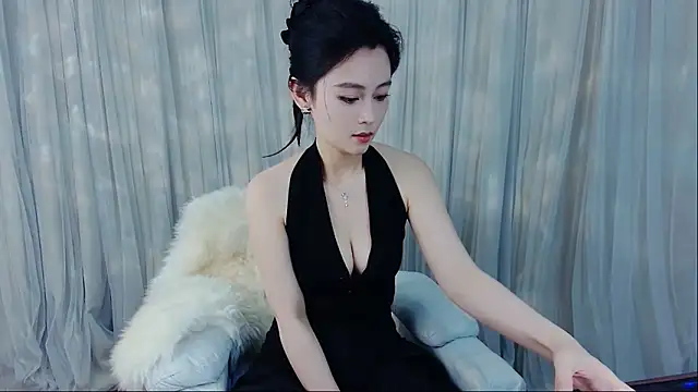 HCOCO online show from April 24, 1:58 pm