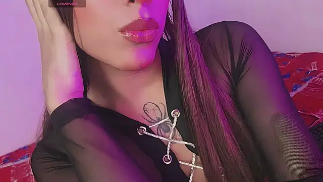 Mia Blossoml   online show from February 9, 9:39 pm