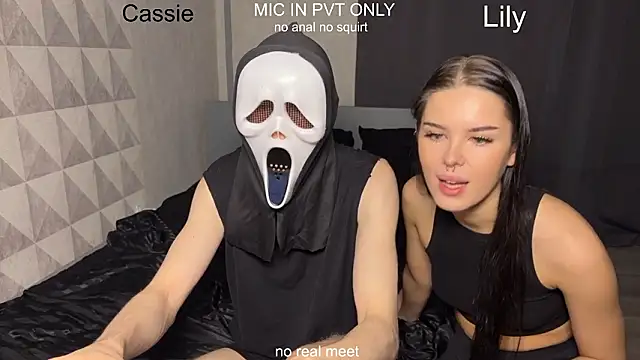 girls secrets online show from February 22, 11:33 am