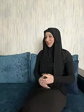 LuxBrunette  online show from April 20, 5:10 am