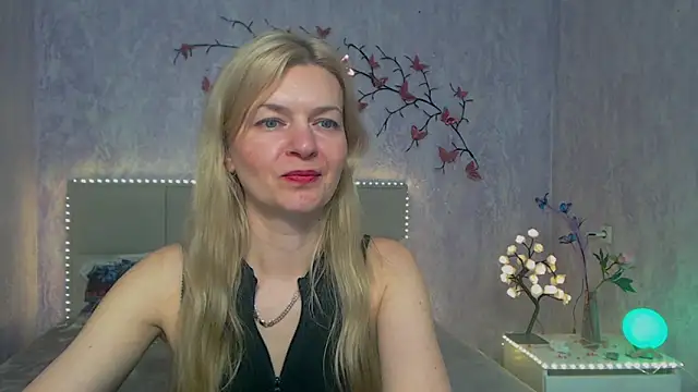 MelissaTyler online show from March 28, 12:37 pm