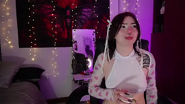 miami 18  online show from April 21, 2:26 am