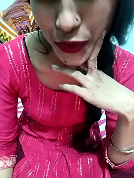 Yours-Zeenat online show from January 13, 8:40 am