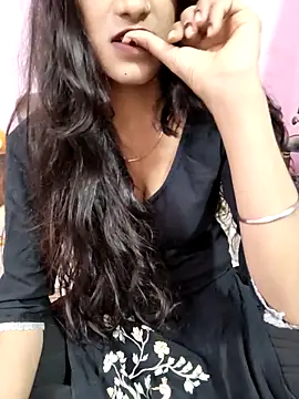 Yours-Zeenat online show from April 6, 10:49 am