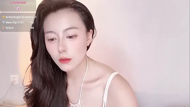 Kisswana online show from April 26, 2:37 pm