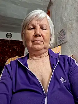 KlaudiaDarling online show from April 25, 6:38 pm