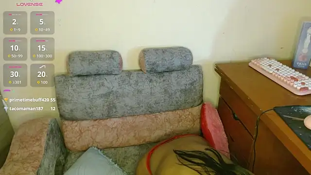 poma 6rossa9 online show from February 14, 5:26 pm