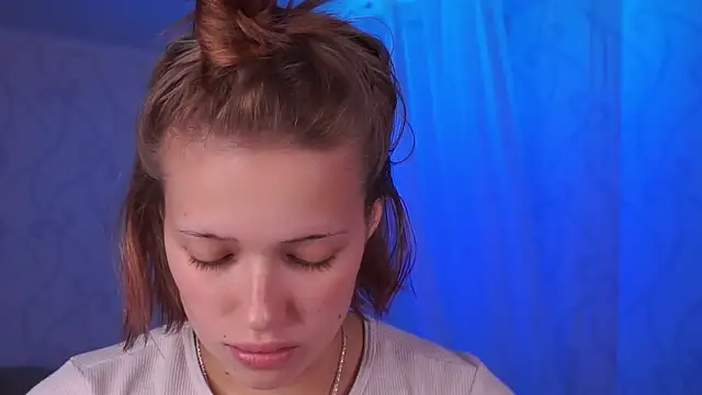 hexiir online show from April 28, 7:29 pm