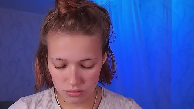 hexiir online show from April 19, 7:38 pm