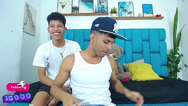 Interracial Snow Bunny online show from April 21, 1:42 am