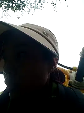 yeutinh00 online show from March 5, 8:54 am