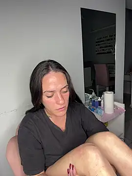 donatella07 online show from April 25, 12:13 am