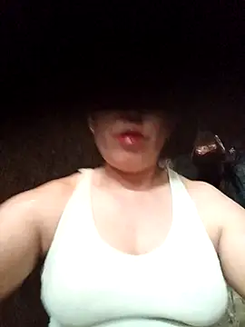 dakota-kis online show from April 21, 1:20 am