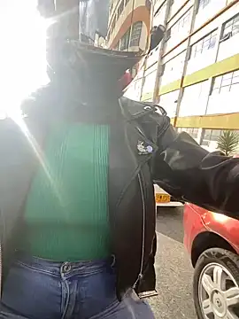 Scarlet auraa online show from April 23, 10:12 pm