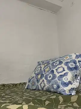 moronoiroficial online show from April 14, 2:00 am