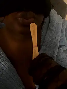 mileymeow online show from January 8, 5:44 am