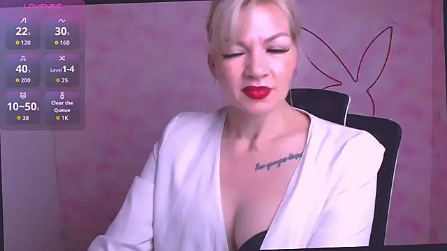 Madonna Fire online show from May 6, 12:42 pm